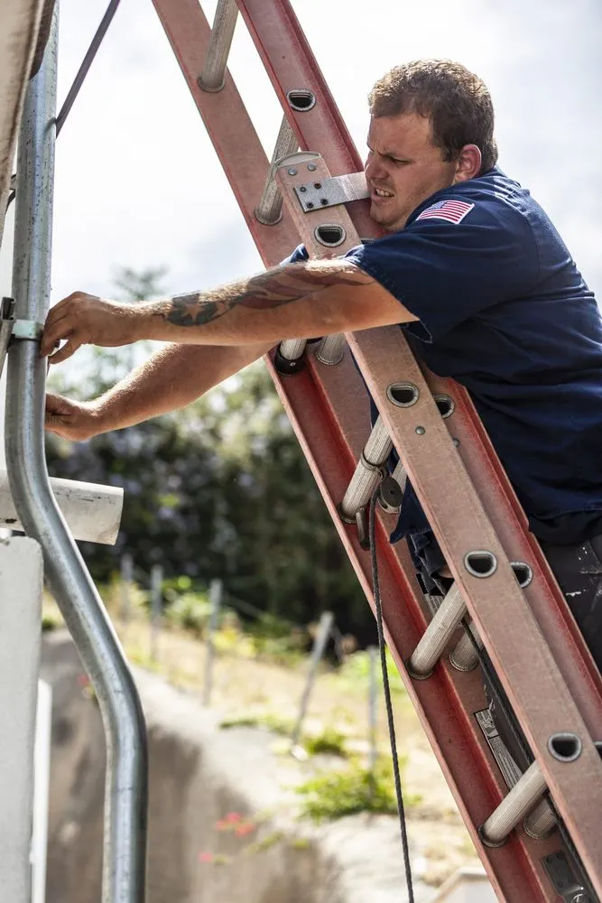 Slide of Zoom Electricians - Tustin