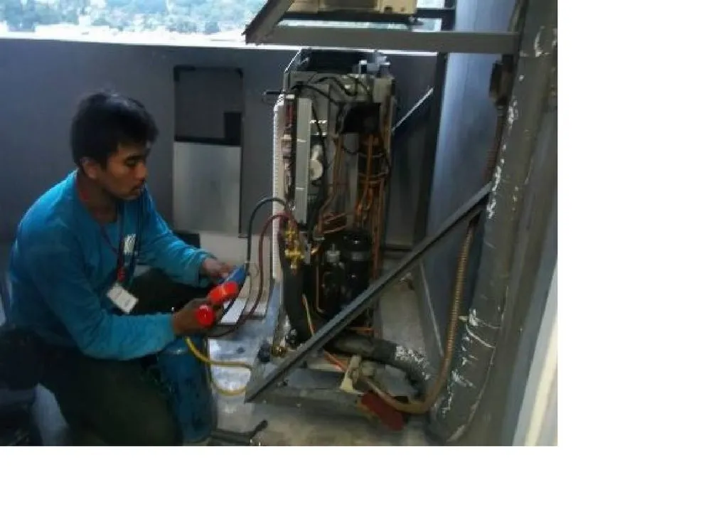 Slide of Zoom Electricians