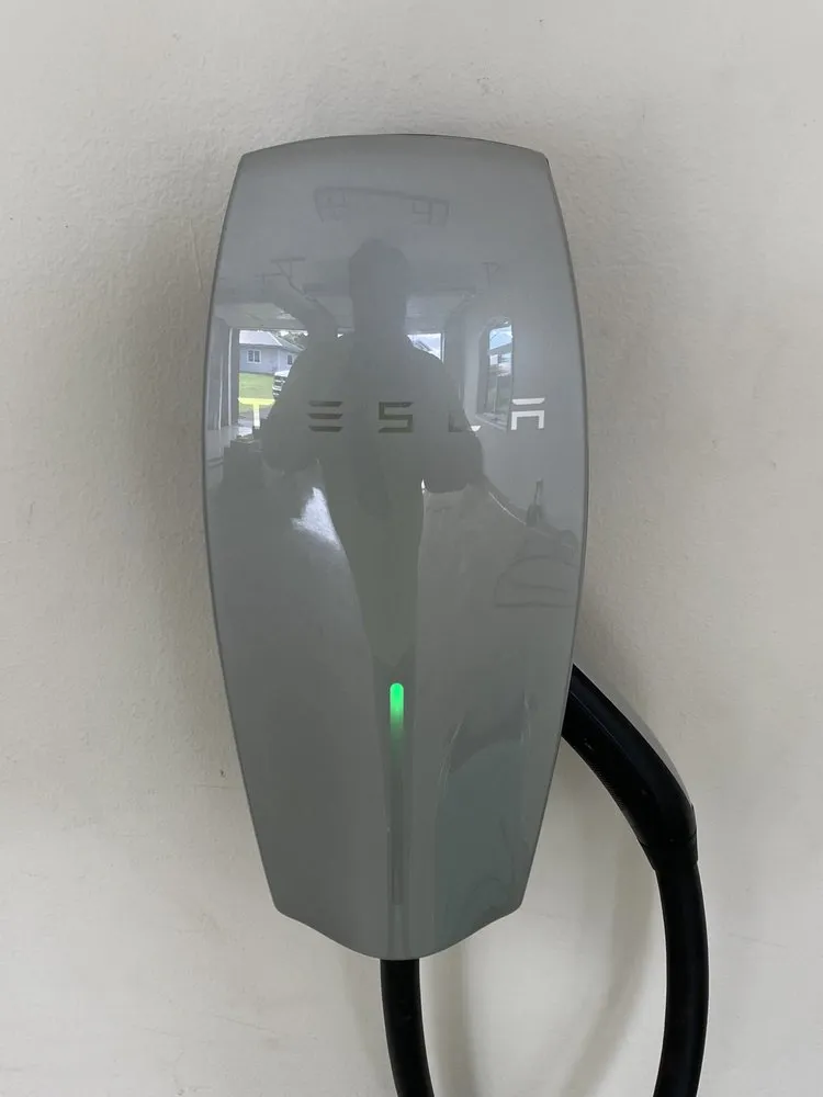 Slide of Z's Electric