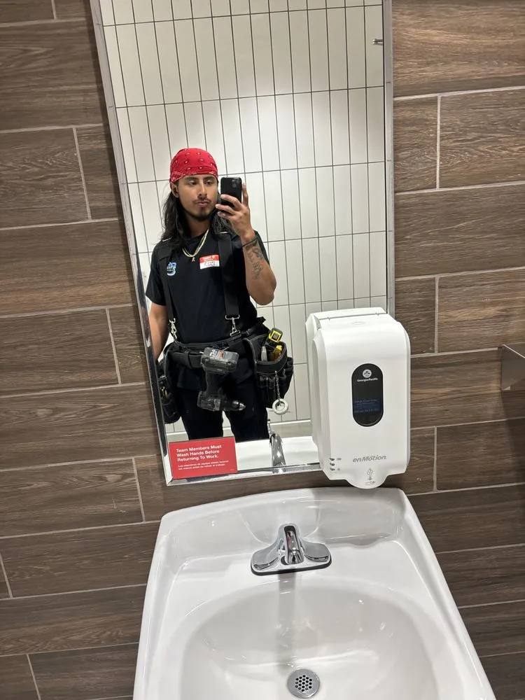 Slide of Zues Electrical