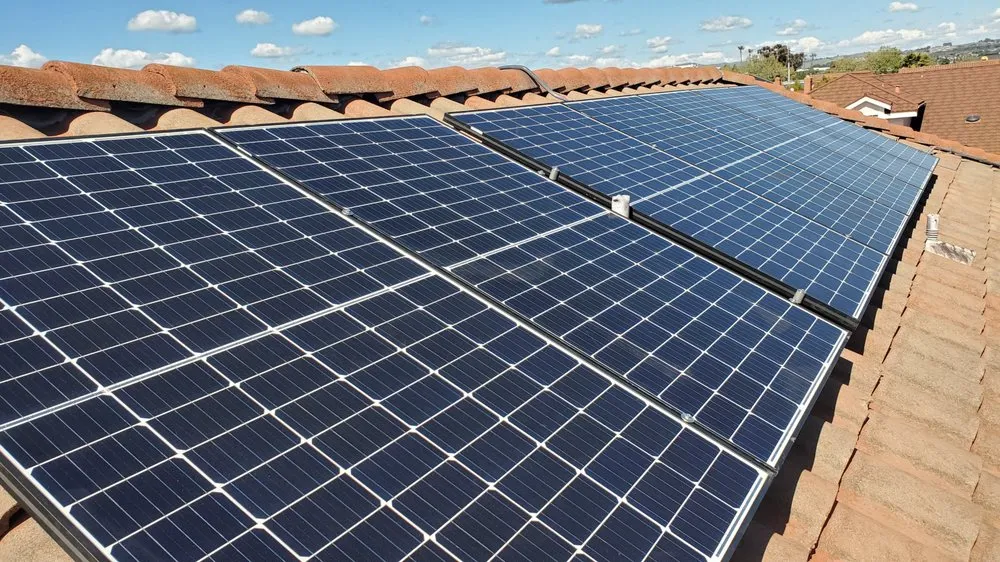 Slide of Zuha Solar & Electric