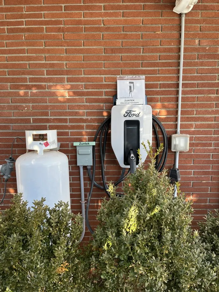 Professional electrical repair in ,  by Zuntek Electrical Services